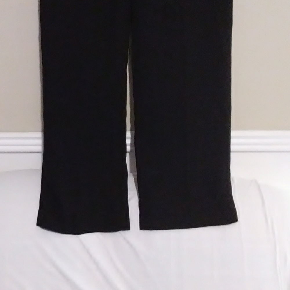 Jones Studio Trousers. Size 6 - Picture 2 of 6